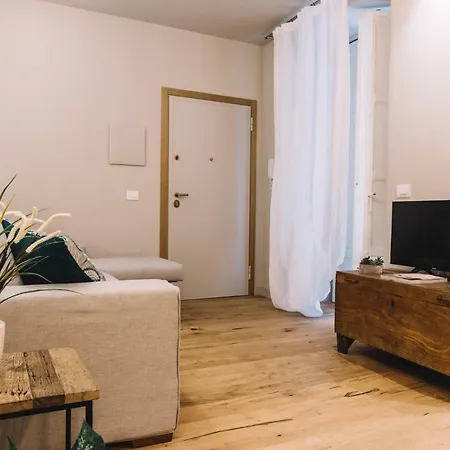 Four Elements Apartment *